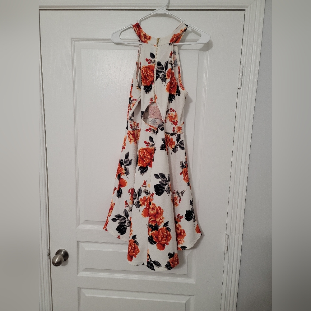 Almost Famous Large dress